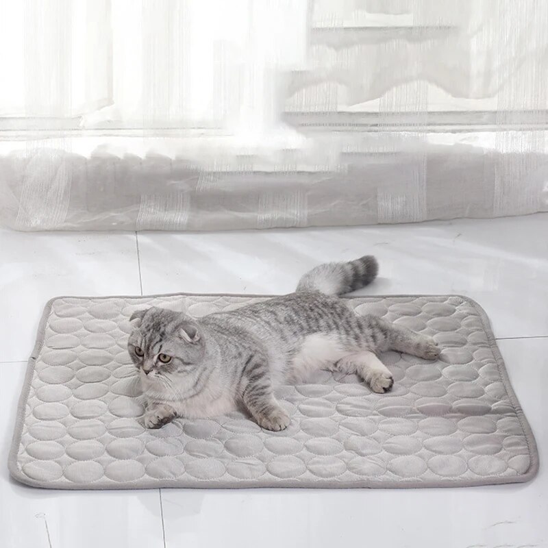 Maty lodowe dla zwierząt Letni – Cooling Blanket Hot Sleepers recenzja i cena